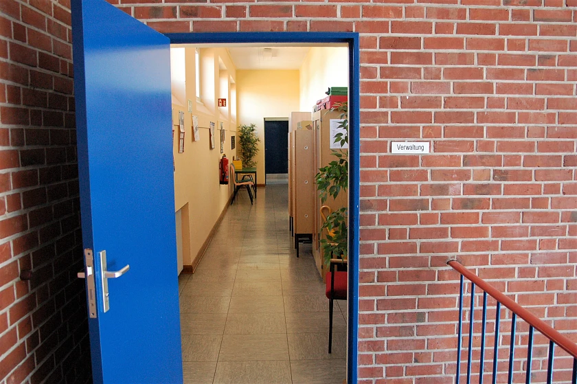 Der Eingang zur Verwaltung